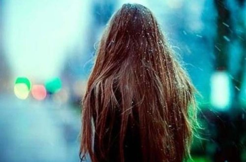 Deputat: 14 yaşlı qızın hoteldə nə işi olub?