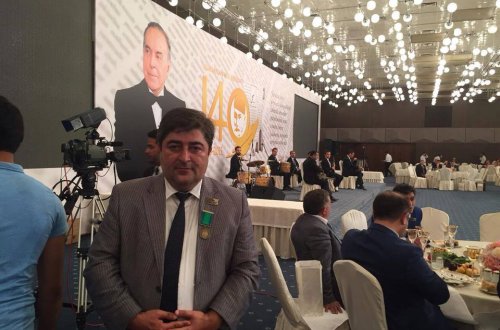 Komada olan baş redaktor üçün Türkiyədən beyin cərrahı gəldi