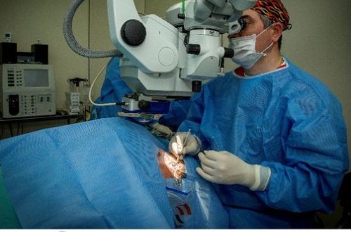 Gözün buynuz qişasının transplantasiyası əməliyyatları uğurla icra olunub - FOTO