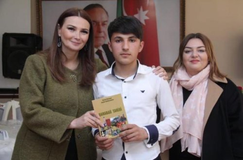 Qənirə Paşayeva Tovuzda uşaqlar üçün “Kitab Günü” təşkil etdi