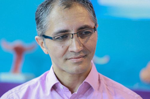 “Hamilə qadını kürt toyuğa bənzədirəm... Abortun tərəfdarıyam” - Məşhur həkimdən maraqlı açıqlamalar