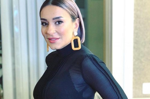 Tünzalə transparandan əl çəkmədi - Foto