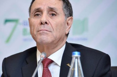 Baş nazir Milli Məclisdə hesabat verəcək