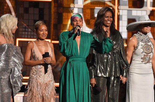 Mişel Obama qəflətən səhnəyə çıxdı - VİDEO - FOTO