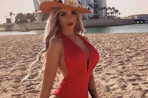 Türk model yarıçılpaq halda küçəyə çıxdı - VİDEO - FOTO