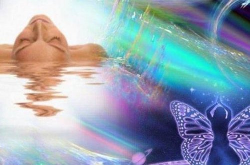 Ərinizin başqa qadınlara maraq göstərməsini istəmirsinizsə, BUNLARI EDİN