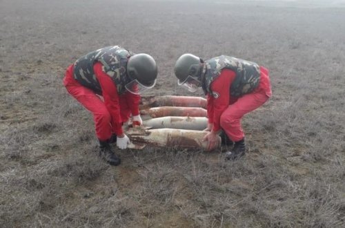 В Агстафе обнаружены авиабомбы