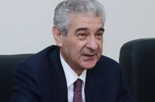 Əli Əhmədov: İnsanlar sosial şəbəkələrdə mənəvi terrora məruz qalırlar