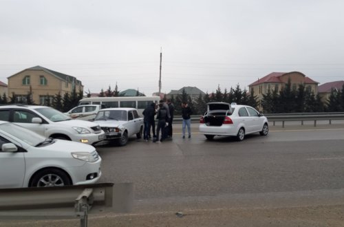 SON DƏQIQƏ :BAKI-SUMQAYIT YOLUNDA DƏHŞƏTLİ ZƏNCİRVARİ QƏZA BAŞ VERDİ - FOTO-VİDEO