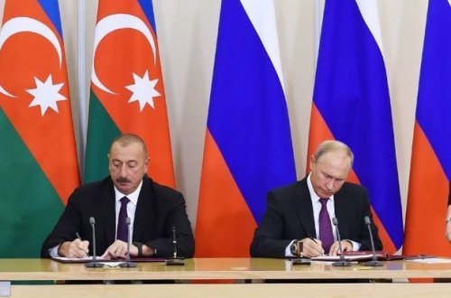 Prezidentlərin imzasını saxtalaşdıran deputat köməkçisi saxlanılıb - QALMAQAL