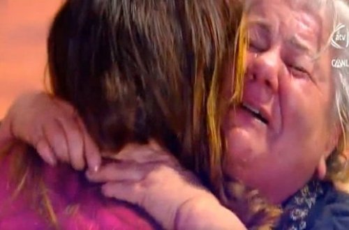 Qızını görən ananın ürəyi getdi - ATV-də ürək parçalayan anlar (VİDEO)