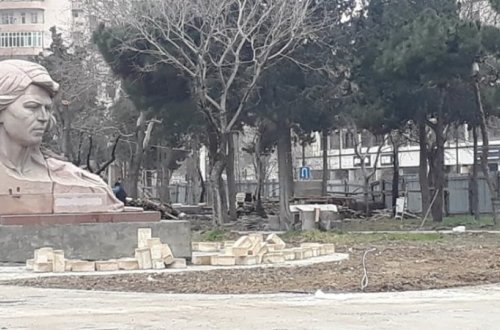 Atatürk parkındakı obyektlər sökülmədi, ağaclar kəsildi, yeni obyekt tikilir – Fotolar