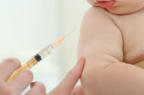 Anadan yaş yarımlıq qızına qarşı ağılasığmaz hərəkət - Şprislə qanına maye sabun yeridib və... - FOTO