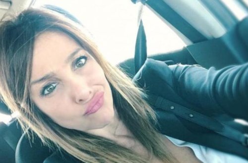 Anasının paylaşdığı FOTOLAR 19 yaşlı oğlunu qəzəbləndirdi - “40 yaşındasan sən!”