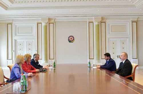 Prezident İlham Əliyev Böyük Britaniyanın Baş nazirinin Azərbaycan üzrə ticarət elçisini qəbul edib - FOTO