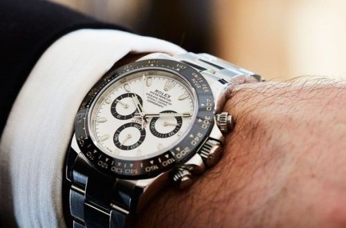 Kiyevdə azərbaycanlılar saxlanıldı - Britaniyalının “Rolex”ini oğurlayıblar