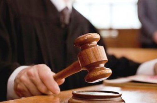 Qazi baş redaktorun məhkəməsində nələr olur - Faktlar və sənədlər....