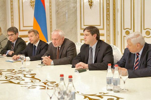 Həmsədrlər Yerevanda