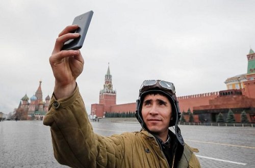 Əsgərlərə telefondan istifadə qadağan edildi