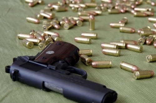 Gəncədə qanunsuz silah gəzdirən şəxslər saxlanıldı - VİDEO