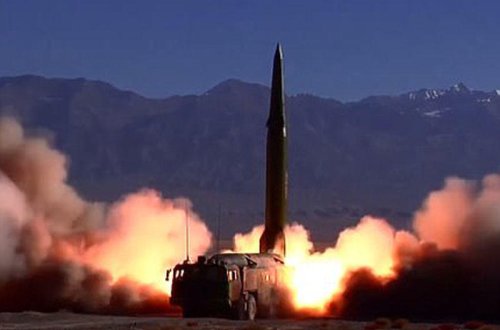 Çin ən qorxunc silahlarını göstərdi - FOTO