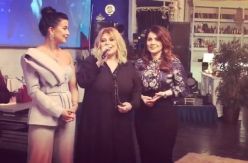 Mətanət türkə ərə verdiyi qızına Bakıda ad günü etdi - Video