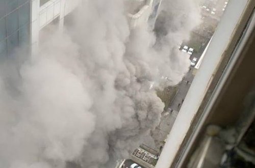 Bakıda yaşayış binası yanır - YENİLƏNİB + FOTO/VİDEO