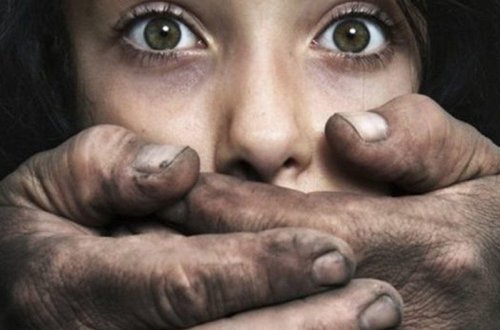 Türk aktyorun 12 yaşlı qıza yazdığı mesajlar tapıldı - FOTO