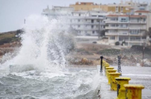 Yunanıstanda həyat İFLİC OLDU - VİDEO