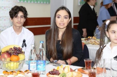 Leyla Əliyeva uşaq evində olub - FOTOLAR