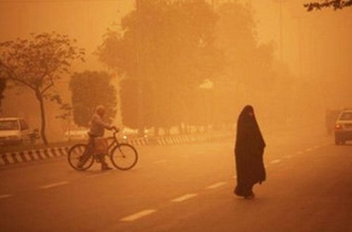 Qum qasırğası 25 nəfəri xəstəxanalıq etdi - İranda