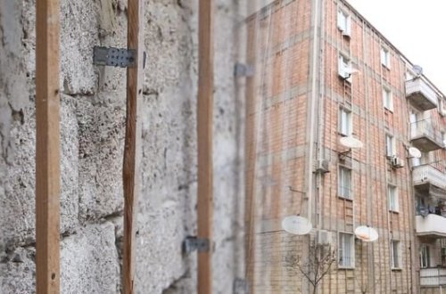 Binaların sökülən üzlükləri niyə yenisi ilə əvəzlənmir? - VİDEO