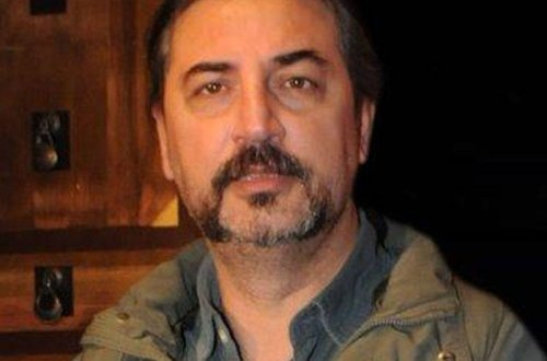 Məşhur müğənnidən çılpaq fotosunu tənqid edənlərə ŞOK SÖZLƏR: 