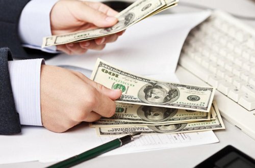 Dollar kreditlərini manata çevirmiş şəxslər də prezidentin fərmanından faydalanacaqlar