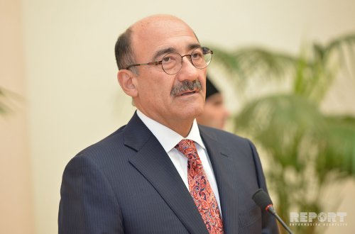 Министр Абульфас Гараев отчитается о ходе выполнения поручений президента