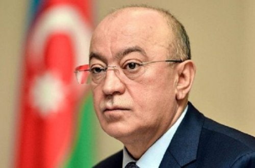 Kəmaləddin Heydərov prezidentin sosial siyasətinə qarşı- İşçilərin maaşı yarıbayarı kəsildi