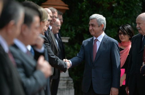 Serj Sarqsyan Qarabağa gəldi