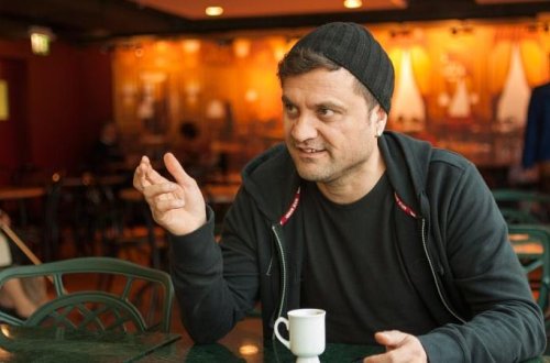 Dünyanın ən varlı ölkəsini dəhşətə gətirən azərbaycanlı - İNANILMAZ FAKTLAR/VİDEO