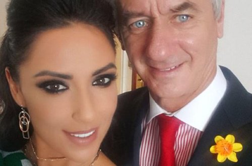 Futbol ulduzu qızı yaşında modellə evləndi - FOTO