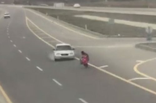 Ana və qızının öldüyü qəzanın baş verdiyi an - Video