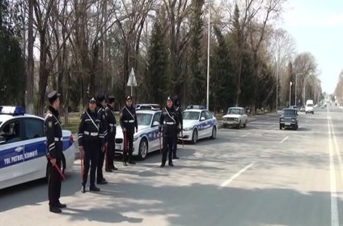 Mingəçevirdə qadın sürücülərə sürpriz edildi - FOTO