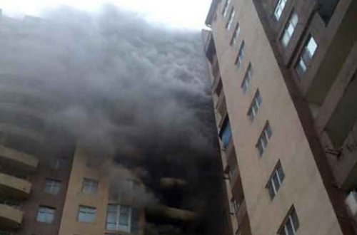 Binəqədidə bina yanır - SON DƏQİQƏ