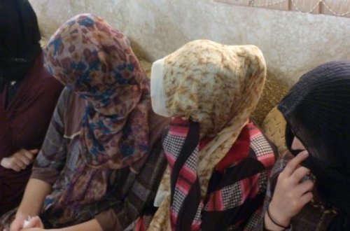 50 qadına əvvəl təcavüz etdilər, sonra başlarını kəsib öldürdülər