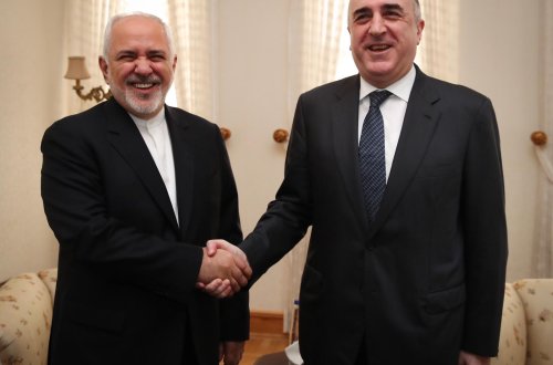Глава МИД Азербайджана встретился с иранским коллегой