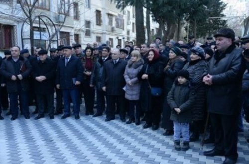 Nəsimi rayonunda vətəndaşların səyyar qəbulunamühüm əhəmiyyət verilir