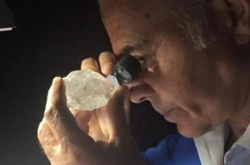 Milyarder iş adamı cinsiyyət orqanını böyütmək istədi, əməliyyat masasında öldü — FOTO