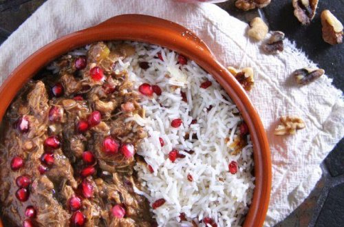 Йель чершенбе: Готовим Фисинджан плов с курицей