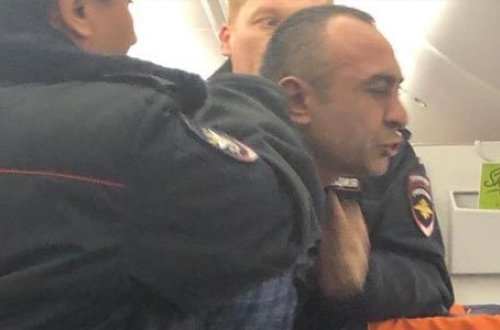 Sərxoş azərbaycanlı təyyarədə çətin anlar yaşatdı (FOTOLAR)