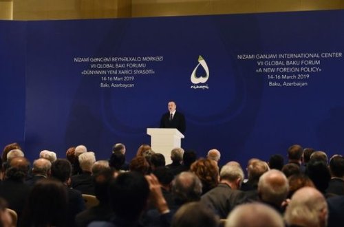 İlham Əliyev VII Qlobal Bakı Forumunda - YENİLƏNİB + FOTO