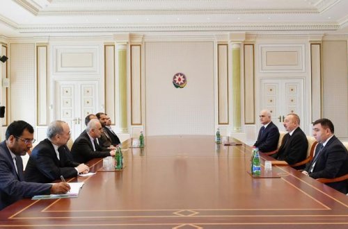 İlham Əliyev Fərhad Dejpəsəndi qəbul etdi